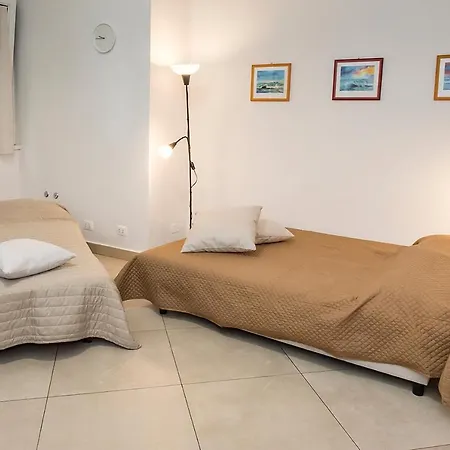 A22 - Ancona, Delizioso Monolocale In Pieno Centro Dx Апартаменты Анкона